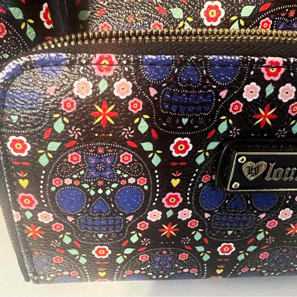 Loungefly Black and Blue Floral Skull Satchel & Wallet Set - Picture 13 of 14